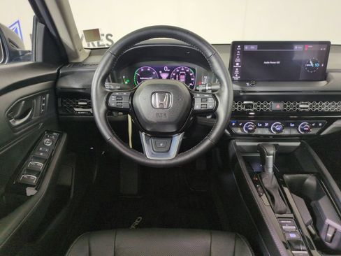 Certified 2025 Honda Accord Touring image 17