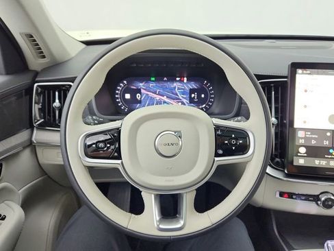 New 2026 Volvo XC90 B6 Ultra image 25