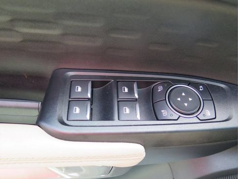 Used 2024 Ford Ranger XLT w/ Technology Package AWD/4WD image 11