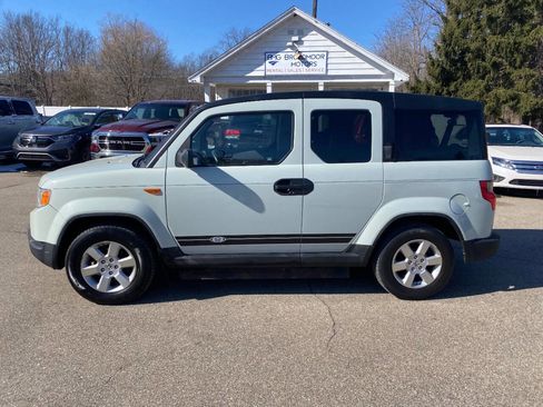 Used 2010 Honda Element EX image 2