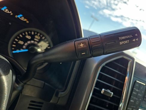 Used 2015 Ford F150 XLT w/ Equipment Group 301A Mid RWD image 11