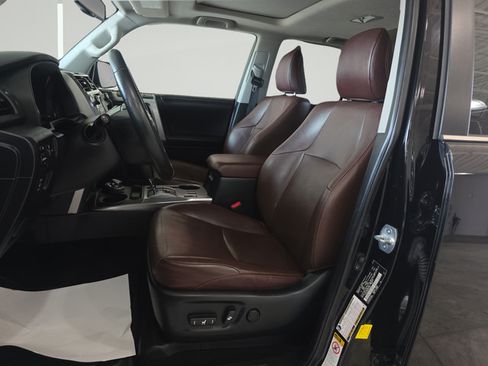 Used 2016 Toyota 4Runner Limited AWD/4WD image 12