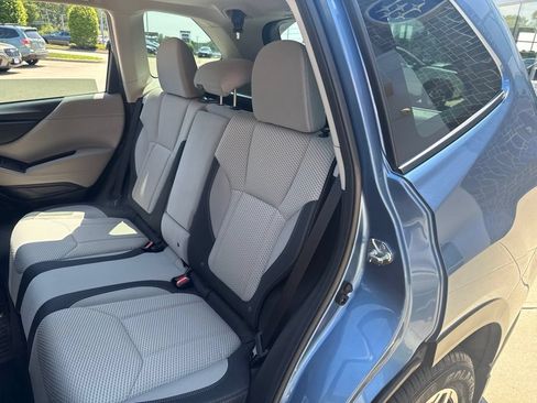 Used 2023 Subaru Forester Premium AWD/4WD image 21