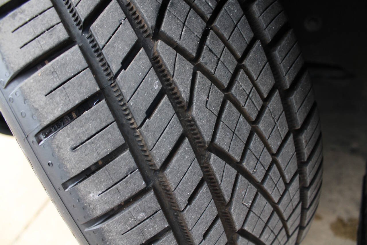Used 2006 Chrysler Crossfire Limited RWD image 15