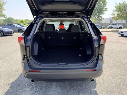 Used 2024 Toyota RAV4 XLE FWD image 12