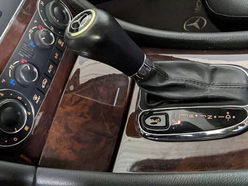 Used 2005 Mercedes-Benz C 320 4MATIC Sedan image 18