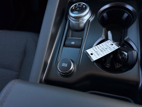 New 2026 Ford Explorer Active image 34