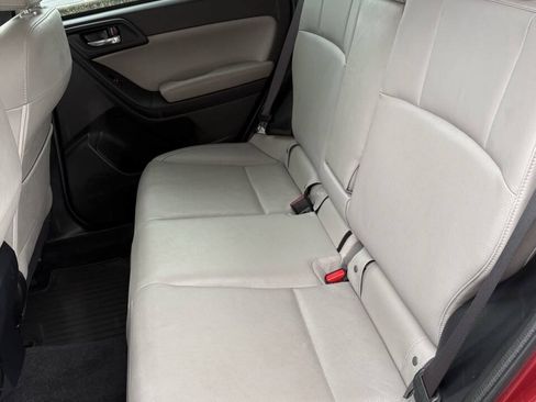 Used 2018 Subaru Forester 2.5i Limited w/ Popular Package #2 AWD/4WD image 14