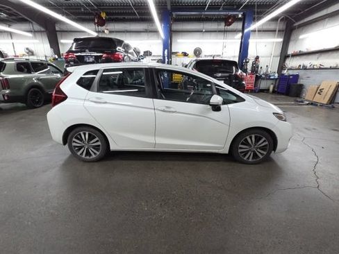 Used 2015 Honda Fit EX image 2