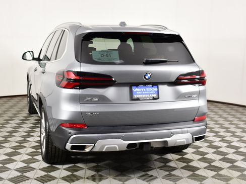 Used 2024 BMW X5 xDrive40i w/ Premium Package AWD/4WD image 7