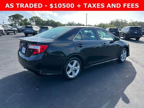Used 2014 Toyota Camry SE image 6