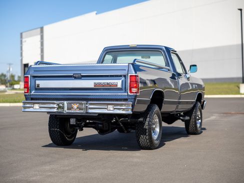 Used 1989 Dodge D/W Truck 350 image 16