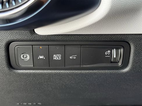 New 2026 Chevrolet Equinox EV LT image 17