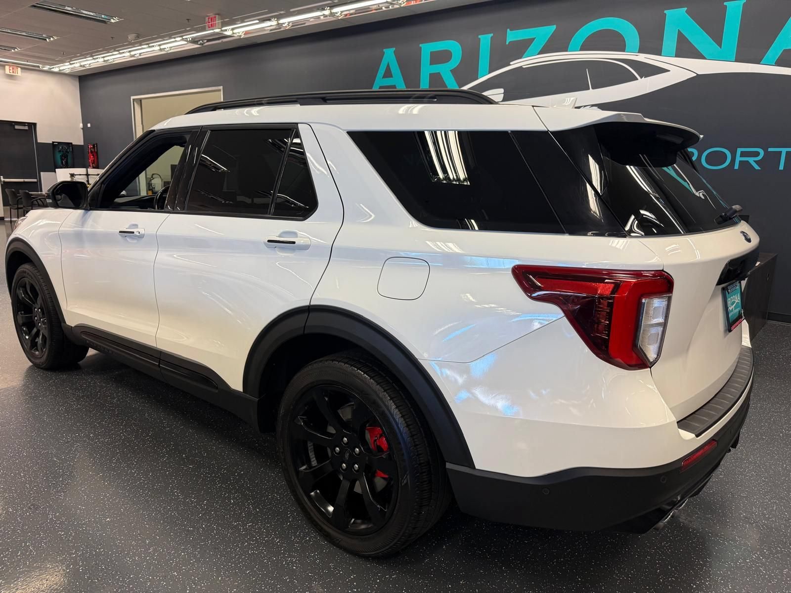 Used 2021 Ford Explorer ST w/ Equipment Group 401A AWD/4WD image 2