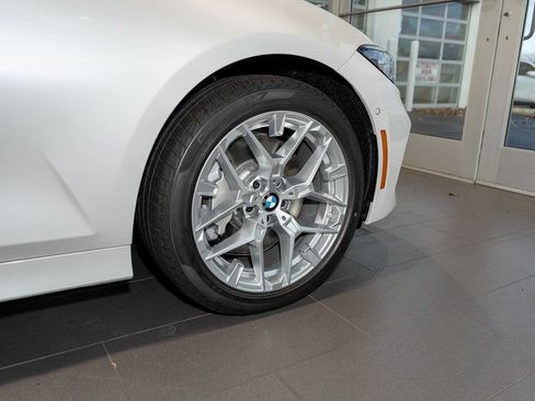 Used 2026 BMW 330i xDrive Sedan w/ Premium Package AWD/4WD image 6