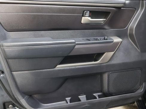 Used 2022 Toyota Tundra SR5 w/ SR5 Convenience Package image 16