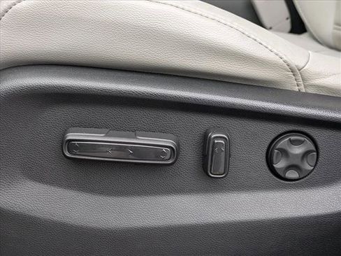 Used 2018 Honda CR-V EX-L image 19