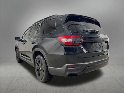 New 2026 Honda Pilot Black Edition image 3