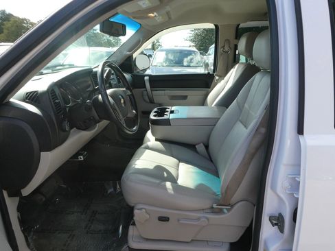 Used 2010 Chevrolet Silverado 1500 LT w/ Power Pack Plus image 12