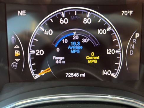 Used 2021 Jeep Grand Cherokee Laredo X image 24