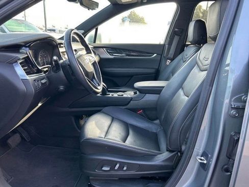 Certified 2024 Cadillac XT6 Premium Luxury w/ Technology Package image 3