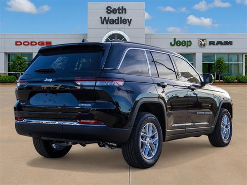 New 2025 Jeep Grand Cherokee Laredo X image 7
