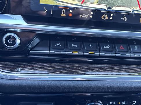 Used 2025 GMC Sierra 1500 Elevation w/ Elevation Premium Package image 36