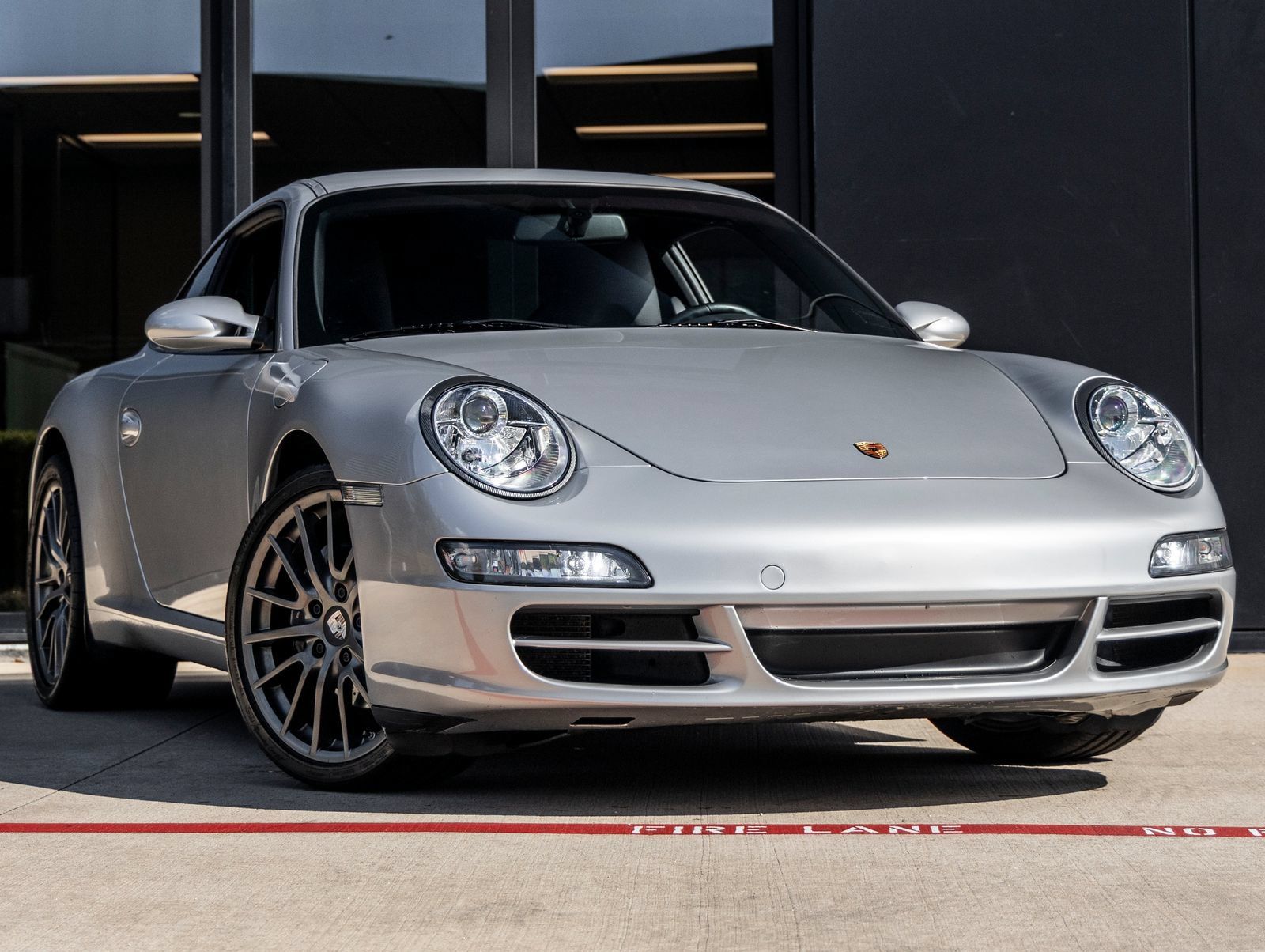 Used 2008 Porsche 911 Carrera RWD image 6