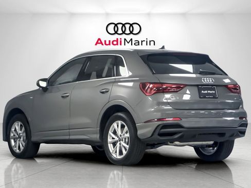 Used 2025 Audi Q3 2.0T Premium w/ Convenience Package image 3