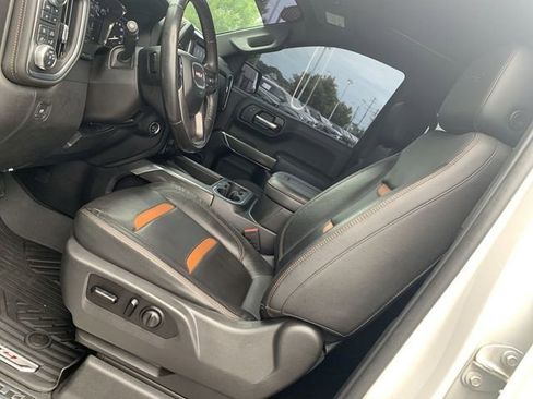 Used 2021 GMC Sierra 1500 AT4 w/ AT4 Premium Package AWD/4WD image 18