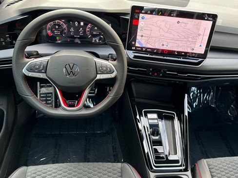 New 2026 Volkswagen Golf SE image 13