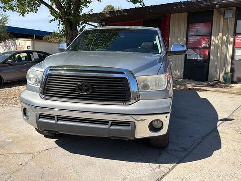 Used 2012 Toyota Tundra Limited w/ Platinum Pkg image 3