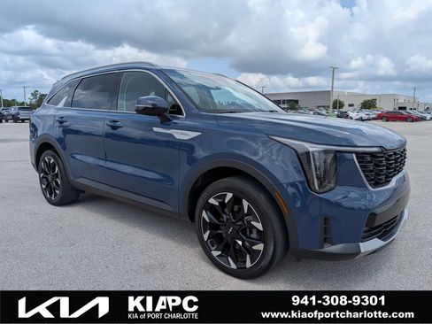 Used 2024 Kia Sorento EX FWD image 1