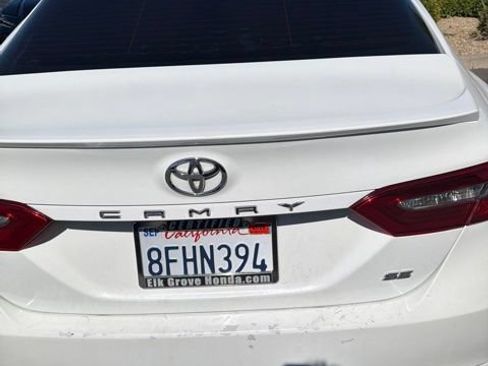 Used 2018 Toyota Camry SE w/ Audio Package FWD image 7