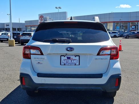 Used 2019 Subaru Outback 2.5i Premium AWD/4WD image 6
