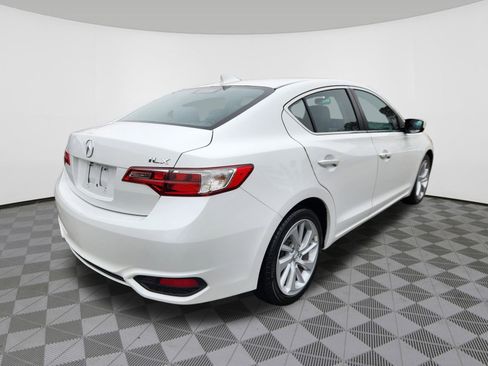 Certified 2017 Acura ILX image 4