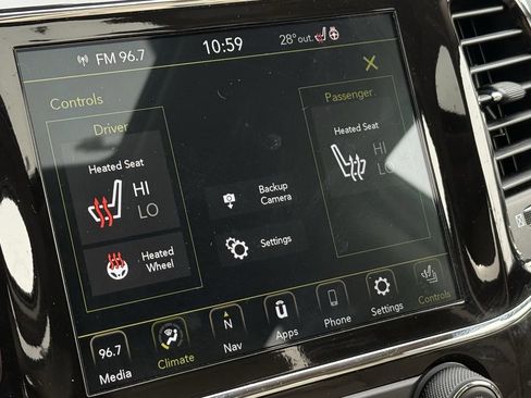 Used 2021 Jeep Grand Cherokee Limited image 28