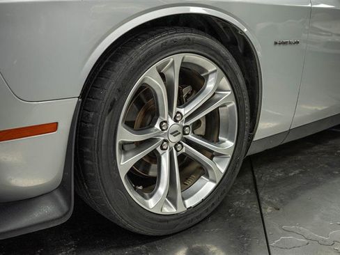 Used 2021 Dodge Challenger R/T image 4