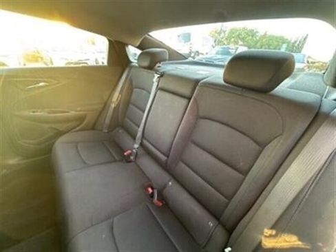 Used 2022 Chevrolet Malibu LT image 20