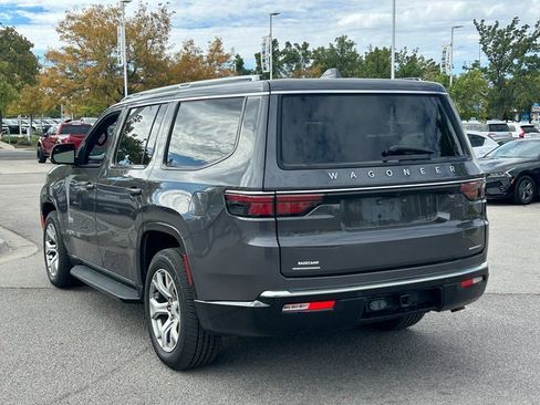 Used 2022 Jeep Wagoneer Series II image 6