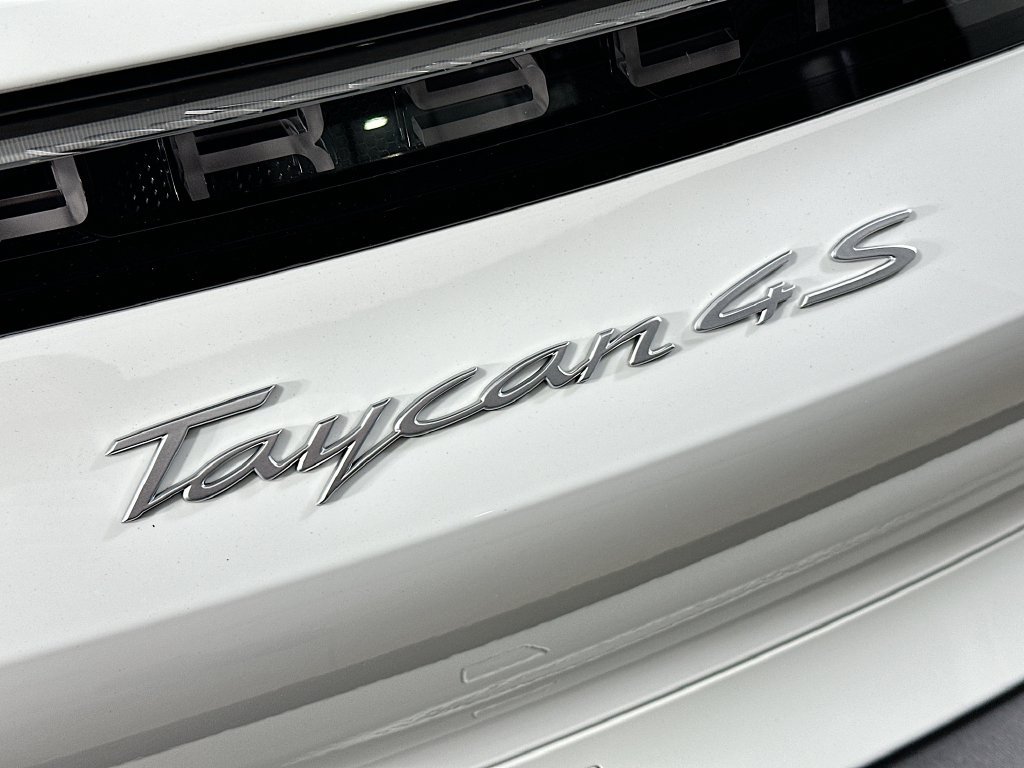 New 2025 Porsche Taycan 4S AWD/4WD image 34