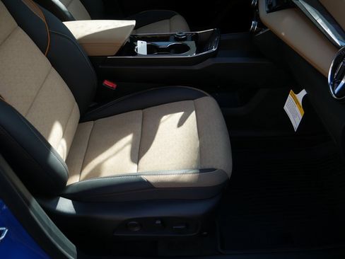 New 2026 Chevrolet Equinox ACTIV w/ Convenience Package III image 21