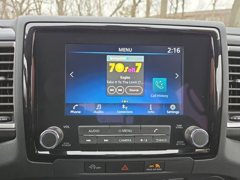 Certified 2024 Nissan Frontier SL w/ Technology Package image 19