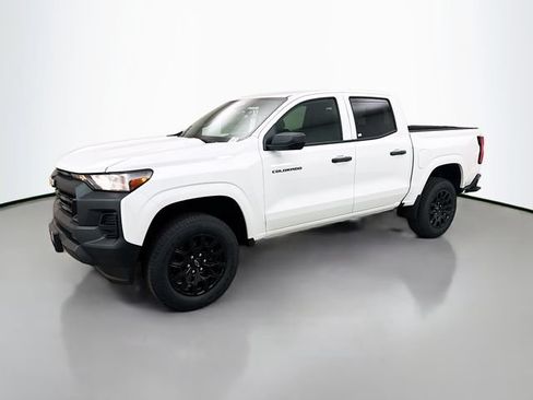 New 2026 Chevrolet Colorado W/T w/ WT Custom Package RWD image 3