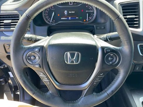 Used 2017 Honda Ridgeline RTL-T image 15