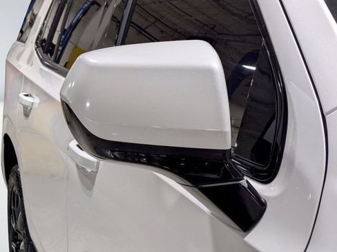 Used 2021 Chevrolet Tahoe RST AWD/4WD image 11