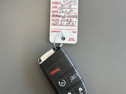 Used 2018 Jeep Grand Cherokee Summit AWD/4WD image 30