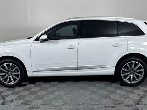 Used 2018 Audi Q7 3.0T Prestige w/ Prestige Package AWD/4WD image 5