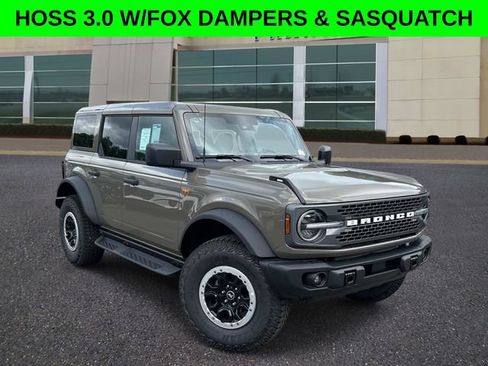 New 2026 Ford Bronco Badlands w/ Sasquatch Package AWD/4WD image 1