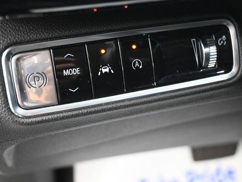 Used 2024 Buick Envision Preferred AWD/4WD image 26
